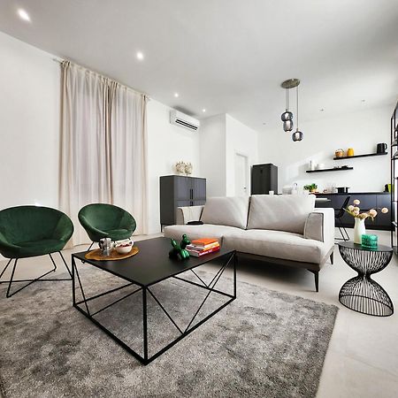 Matteotti Royale Apartments Сиракуза Екстериор снимка